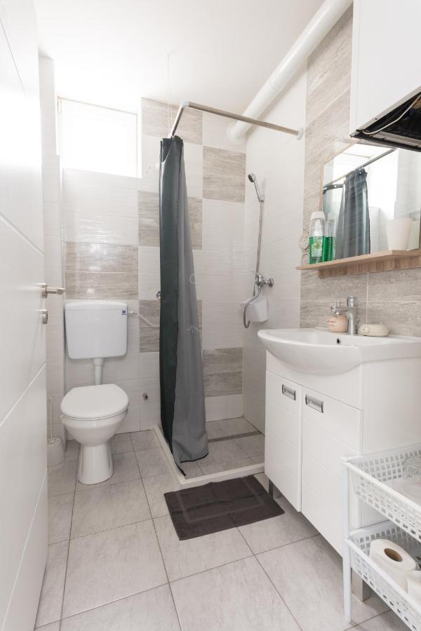Apartmani Kod Marka Pozega Zewnętrze zdjęcie