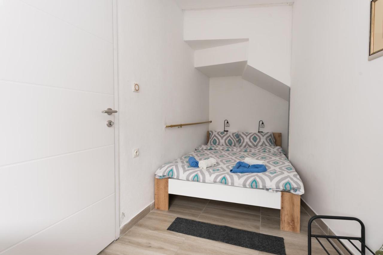 Apartmani Kod Marka Pozega Zewnętrze zdjęcie
